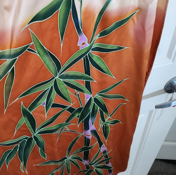 Traditional Vietnamese Clothing - Picture 4 of 10